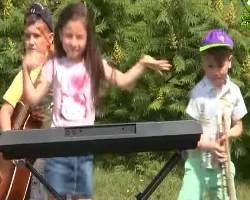 Prieten la pătrat - Picături Muzicale